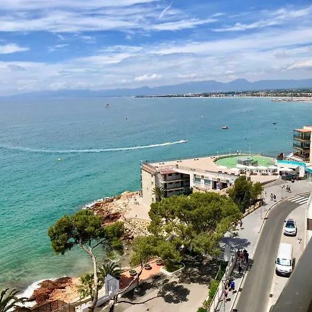 Moderno Nautilus Apartment Salou